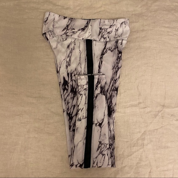 Strut-This - Leggings - Picture 2 of 3